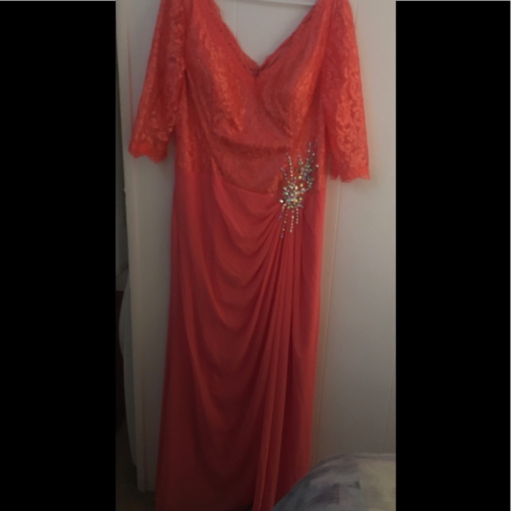 XXL beautiful long dress lace wedding